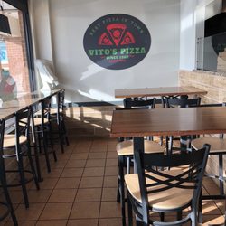 Vito's Pizza - Seating