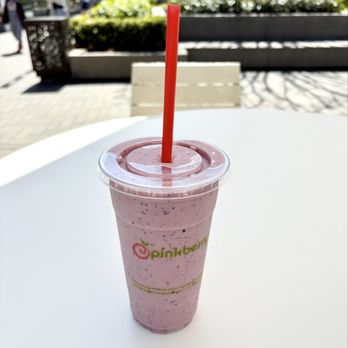 Pinkberry - La Jolla - Mixed Berry Smoothie - Ice Cream & Frozen Yogurt Near Me - La Jolla, California Pinkberry - La Jolla - Mixed Berry Smoothie - Ice Cream & Frozen Yogurt Near Me - La Jolla, California