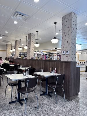Mensch's Deli by null