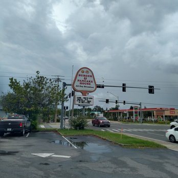 Burger & Pancake House - Burgers Near Me - Palmetto, Florida Burger & Pancake House - Burgers Near Me - Palmetto, Florida