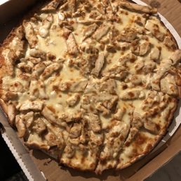 Chicken Alfredo Pizza