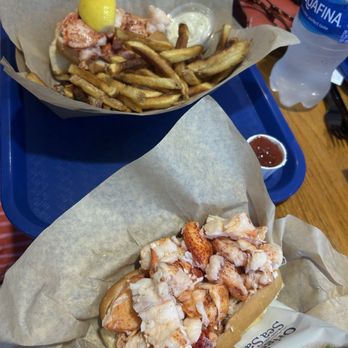 Spinnakers - Fat *ss lobster rolls  so much lobster, so worth the price. - Seafood Near Me - Wells, Maine