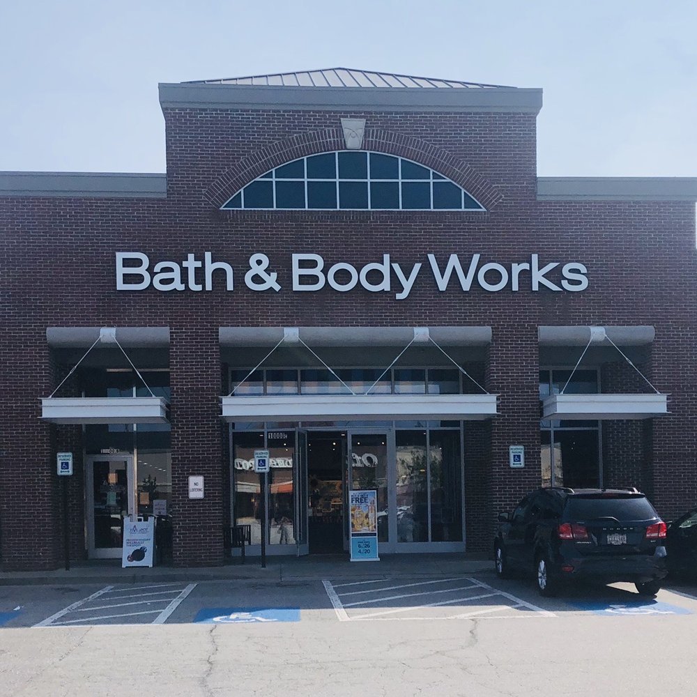 Bath & Body Works - Exterior, 9.8.2020. - Cosmetics & Beauty Supply Near Me - Snellville, Georgia Bath & Body Works - Exterior, 9.8.2020. - Cosmetics & Beauty Supply Near Me - Snellville, Georgia