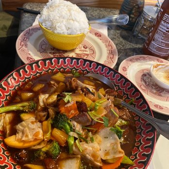 Ray's Place - Sweet and Sweet & Sour Duck - Vietnamese Near Me - Anchorage, Alaska