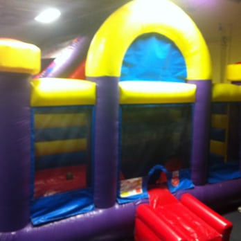 Jump On In - Basketball Bounce House - Indoor Playcenter Near Me - Woburn, Massachusetts