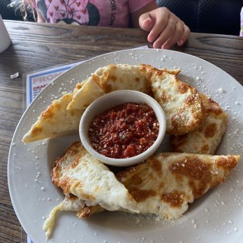 Cavo's Bar & Kitchen - Garlic bread - Sports Bars Near Me - Orlando, Florida