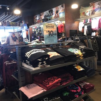 Tillys - Shoe Stores Near Me - Sandy, Utah