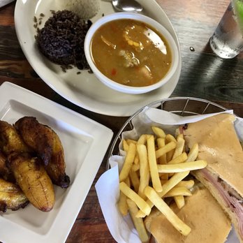 Old Cuban Cafe - Cafes Near Me - Orlando, Florida