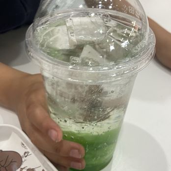 Somemore LA - Green Apple Ade - Desserts Near Me - Los Angeles, California Somemore LA - Green Apple Ade - Desserts Near Me - Los Angeles, California
