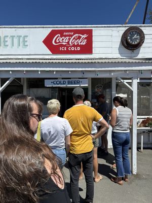 Lou's Luncheonette by null