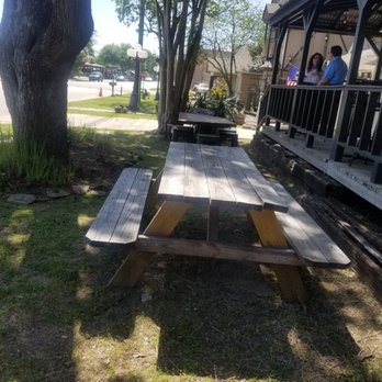 Thirsty Bee Meadery - Outdoor seating too.... - Meaderies Near Me - Tomball, Texas