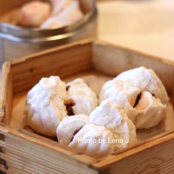 Dim Sum House - Roast Pork Buns (3 pieces) 叉烧包 ($7.95) - Dim Sum Near Me - Champaign, Illinois