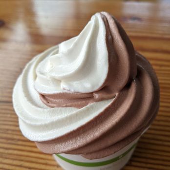 Handline - a cup of ice cream on a table - Seafood Near Me - Sebastopol, California