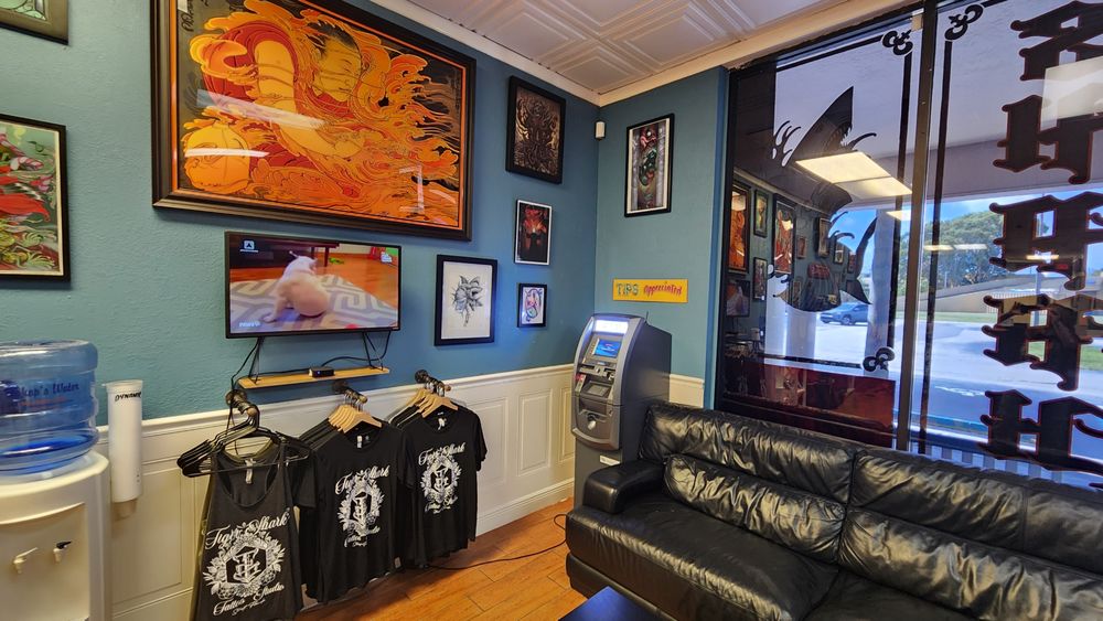 Tiger Shark Tattoo Studio Logo
