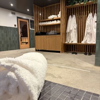 Lightwell Hotel & Spa - Spa amenities - Hotels Near Me - Hood River, Oregon