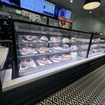Paris Baguette - Bakeries Near Me - Bethesda, Maryland