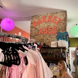 Barret Babes - Interior