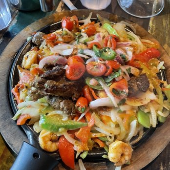 Nacho Daddy - Grilled Shrimp Fajitas and beef - New American Near Me - Las Vegas, Nevada Nacho Daddy - Grilled Shrimp Fajitas and beef - New American Near Me - Las Vegas, Nevada