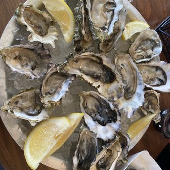 Oceanside Fish Shop - $1.25 oyster Thursday - Seafood Near Me - Oceanside, California