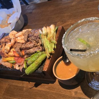 Ta'Chingon - Triple Threat Fajitas and Goloza Margarita - Mexican Near Me - Las Vegas, Nevada