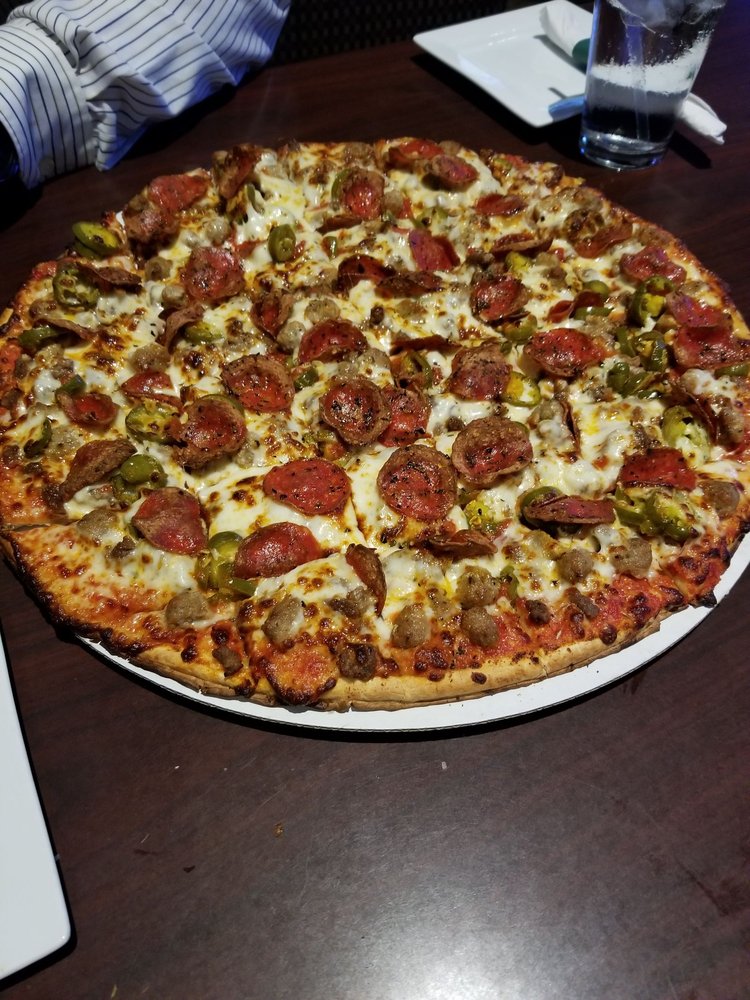 GILLUM’S SPORTS LOUNGE 30 Photos & 58 Reviews Sports Bars 830