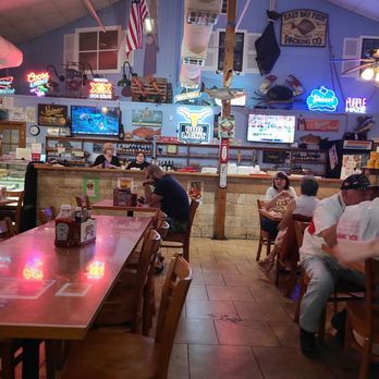CR Surf & Turf - Inside restaurant - Seafood Near Me - Cedar Park, Texas