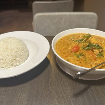 Coconut Thai - Saint Paul - Panang chicken - Thai Near Me - Saint Paul, Minnesota Coconut Thai - Saint Paul - Panang chicken - Thai Near Me - Saint Paul, Minnesota
