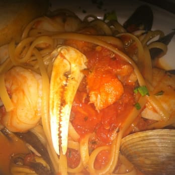 Pizzaioli - Seafood linguini in spicy marinara - Italian Near Me - Chino, California Pizzaioli - Seafood linguini in spicy marinara - Italian Near Me - Chino, California
