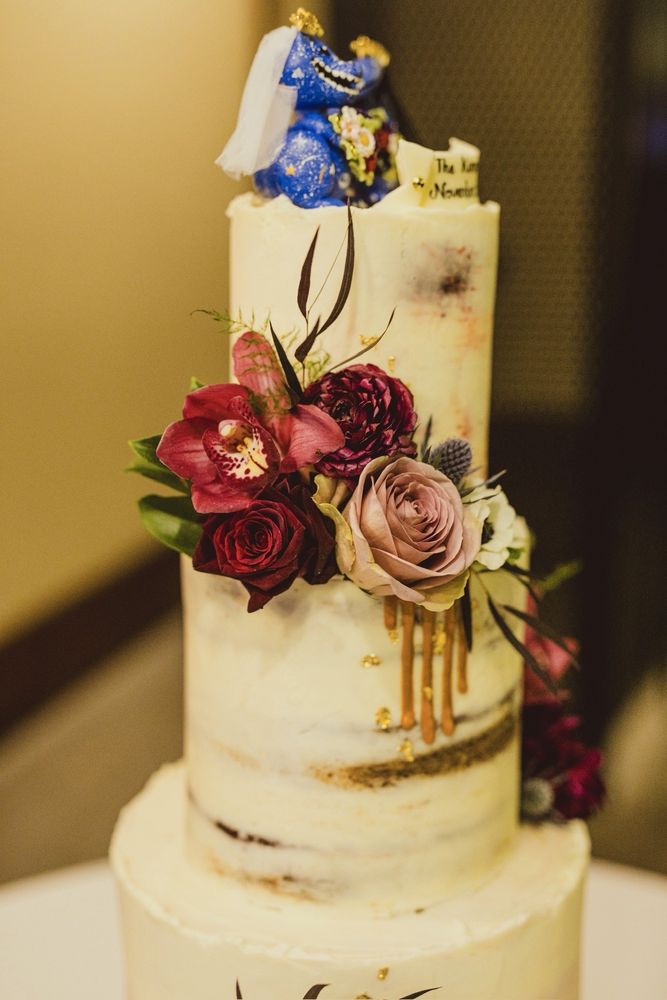 Dulce Mia Cakes Logo
