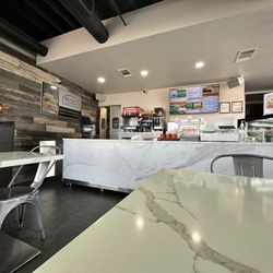 Risen Bakery & Grill - Clean modern aesthetic