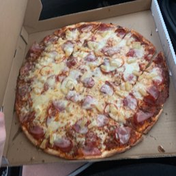 Flyin' Hawaiian Pizza