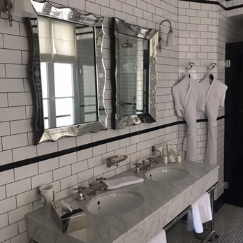 Hotel Providence - Double vanity - Hotels Near Me - Paris, 75