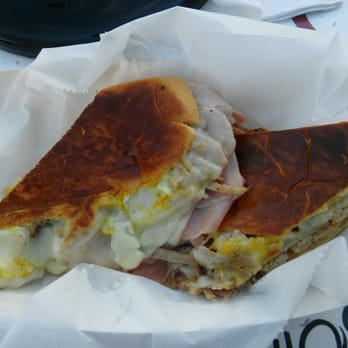 Food Truck Friday - Media noche - Food Trucks Near Me - Celebration, Florida Food Truck Friday - Media noche - Food Trucks Near Me - Celebration, Florida