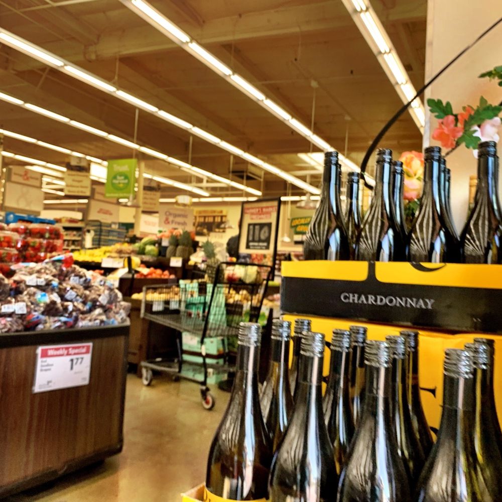 Smart & Final Extra! - bottles of wine in a grocery store - Grocery Near Me - Irvine, California