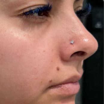 Giselbeauty - Hint of Color - Classic Set - Eyelash Service Near Me - Oceanside, New York