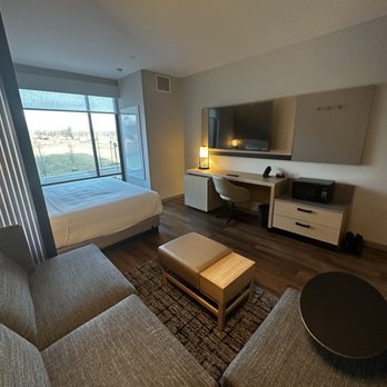 Hyatt House - Allentown - King Room - Hotels Near Me - Allentown, Pennsylvania Hyatt House - Allentown - King Room - Hotels Near Me - Allentown, Pennsylvania