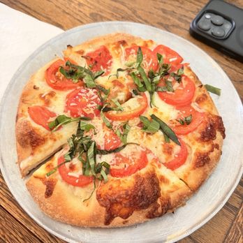 Star Pizza - Margherita Personal - Pizza Near Me - Houston, Texas