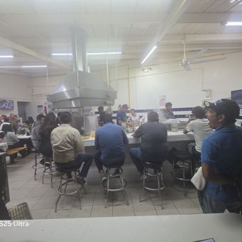 Tacos El Franc - Sitting areas - Tacos Near Me - Tijuana, BCN Tacos El Franc - Sitting areas - Tacos Near Me - Tijuana, BCN
