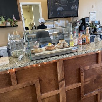 Rollin Cafe - Inside - Breakfast & Brunch Near Me - Cordova, Tennessee