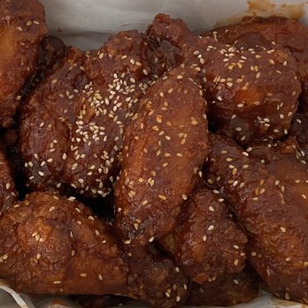 Original Giant Burger - Combo Chicken (5 drums and 10 wings) with Sweet & Spicy Sauce. - Burgers Near Me - San Leandro, California Original Giant Burger - Combo Chicken (5 drums and 10 wings) with Sweet & Spicy Sauce. - Burgers Near Me - San Leandro, California