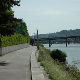 Looking south along the Esplanade. Looking south along the Esplanade.
