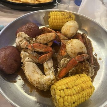 Seaholic - Dungeness crab boil garlic butter, medium - Seafood Near Me - Katy, Texas