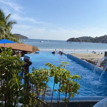 Arena Suites - Swimming pool - Hotels Near Me - Zihuatanejo, GRO