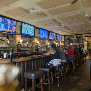 Louie’s On Main - Nice Bar with Plenty of Libations to Choose from ! - Burgers Near Me - Garden Grove, California Louie’s On Main - Nice Bar with Plenty of Libations to Choose from ! - Burgers Near Me - Garden Grove, California