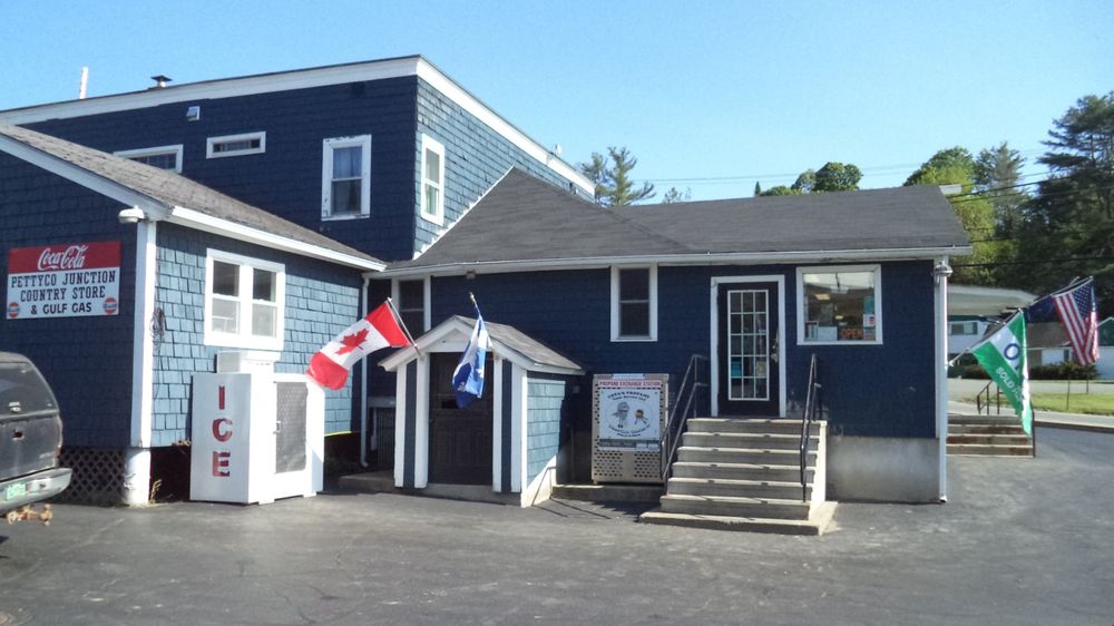 PETTYCO JUNCTION COUNTRY STORE Updated September 2024 12 VT Rte 18, Saint Johnsbury, Vermont