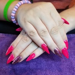 Marji's Nails & More