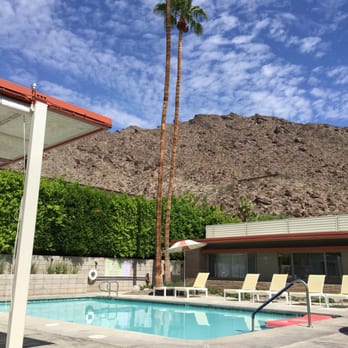 Orbit In - Poolside - Hotels Near Me - Palm Springs, California