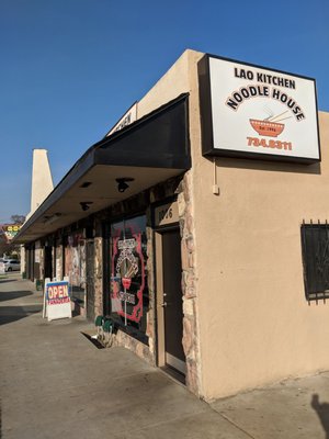 Lao Kitchen Noodle House 77 Photos 78 Reviews Laotian 1006 N Court St Visalia Ca Restaurant Reviews Phone Number Yelp