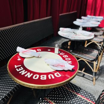 Bistro Vida - Charming ambiance! - French Near Me - Menlo Park, California