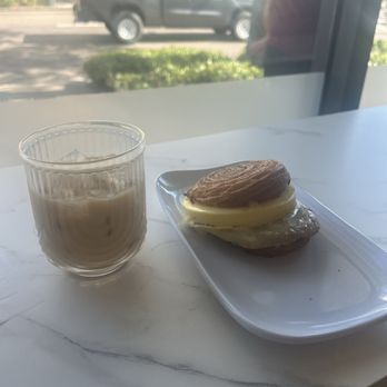 Pour and Decor - Coffee & Tea Near Me - St. Petersburg, Florida